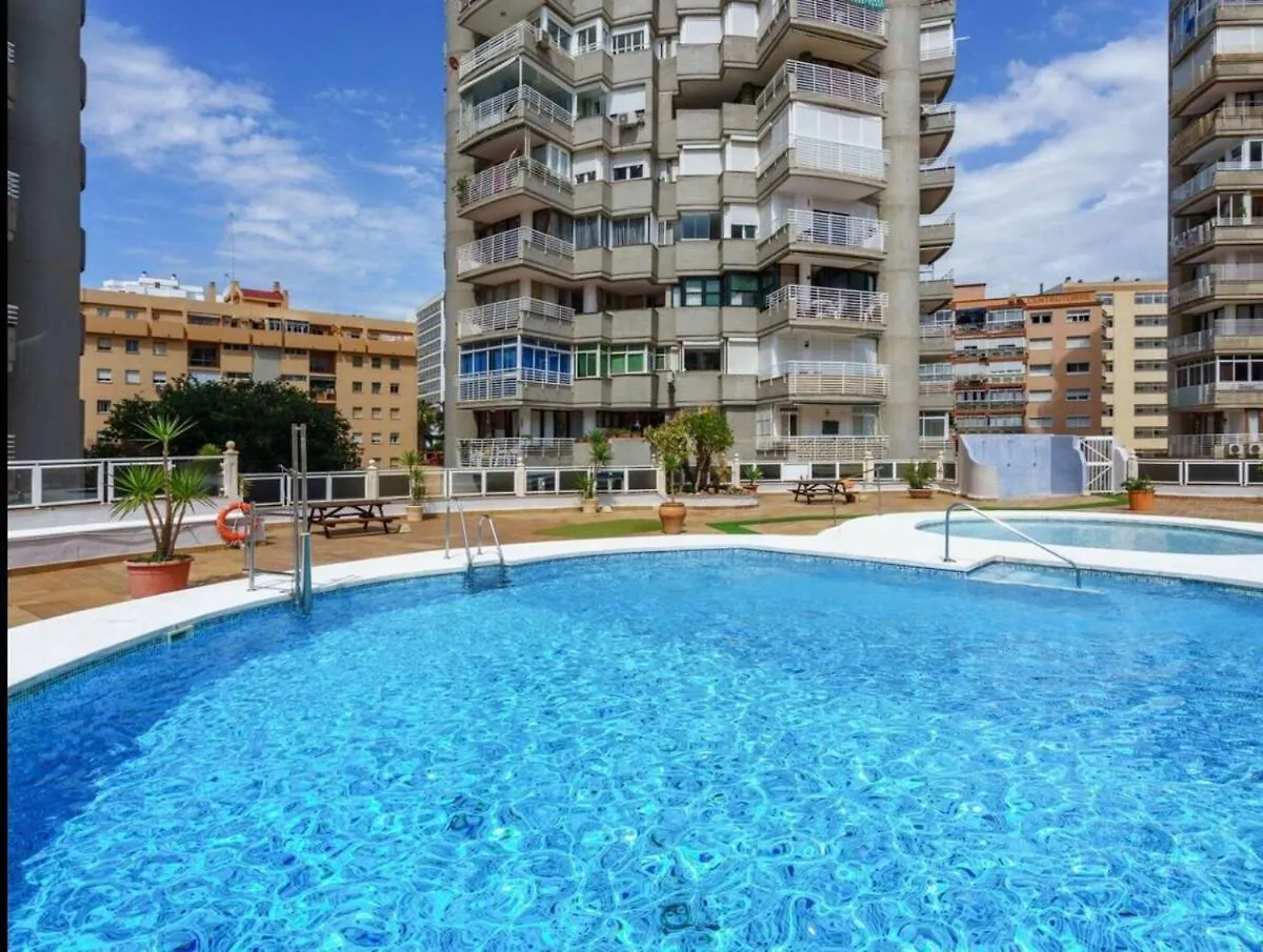 Ocean Views & Remote Work Apartment Torremolinos