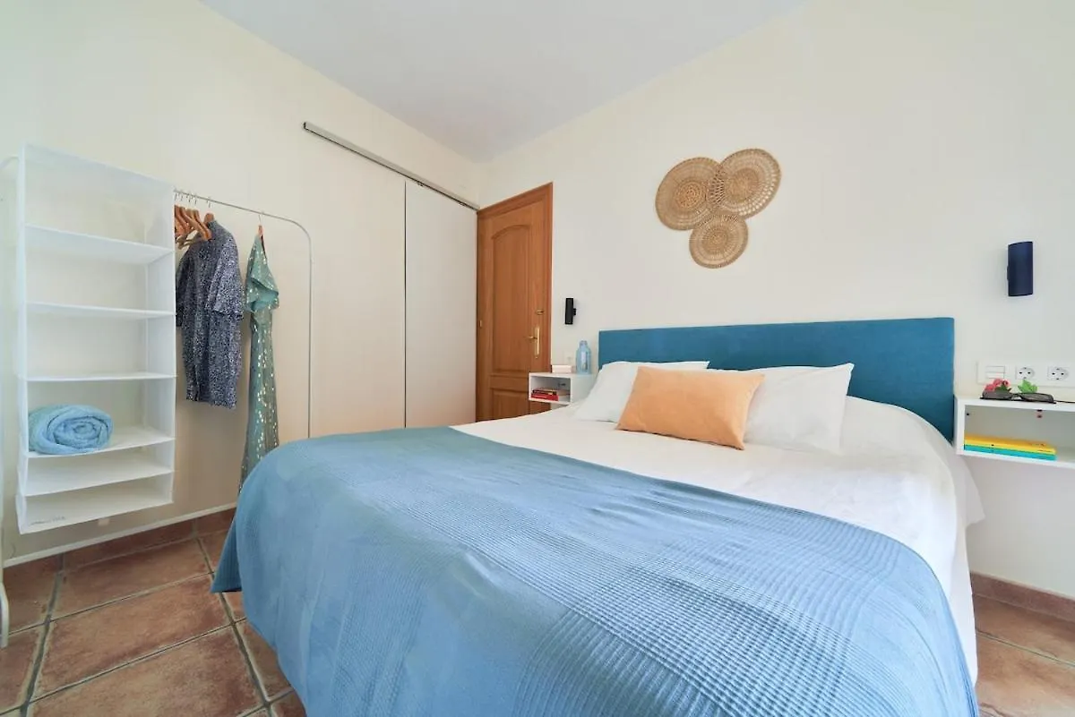 Ocean Views & Remote Work Apartment Torremolinos