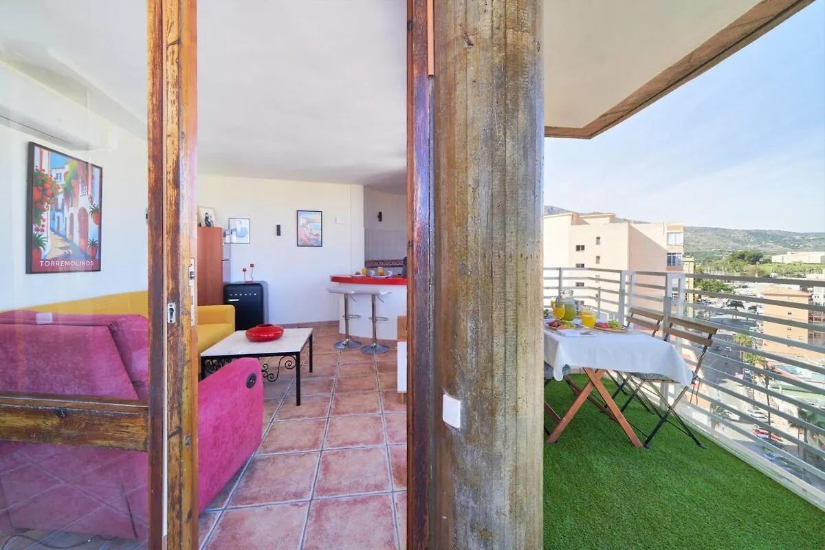 Ocean Views & Remote Work Apartment Torremolinos